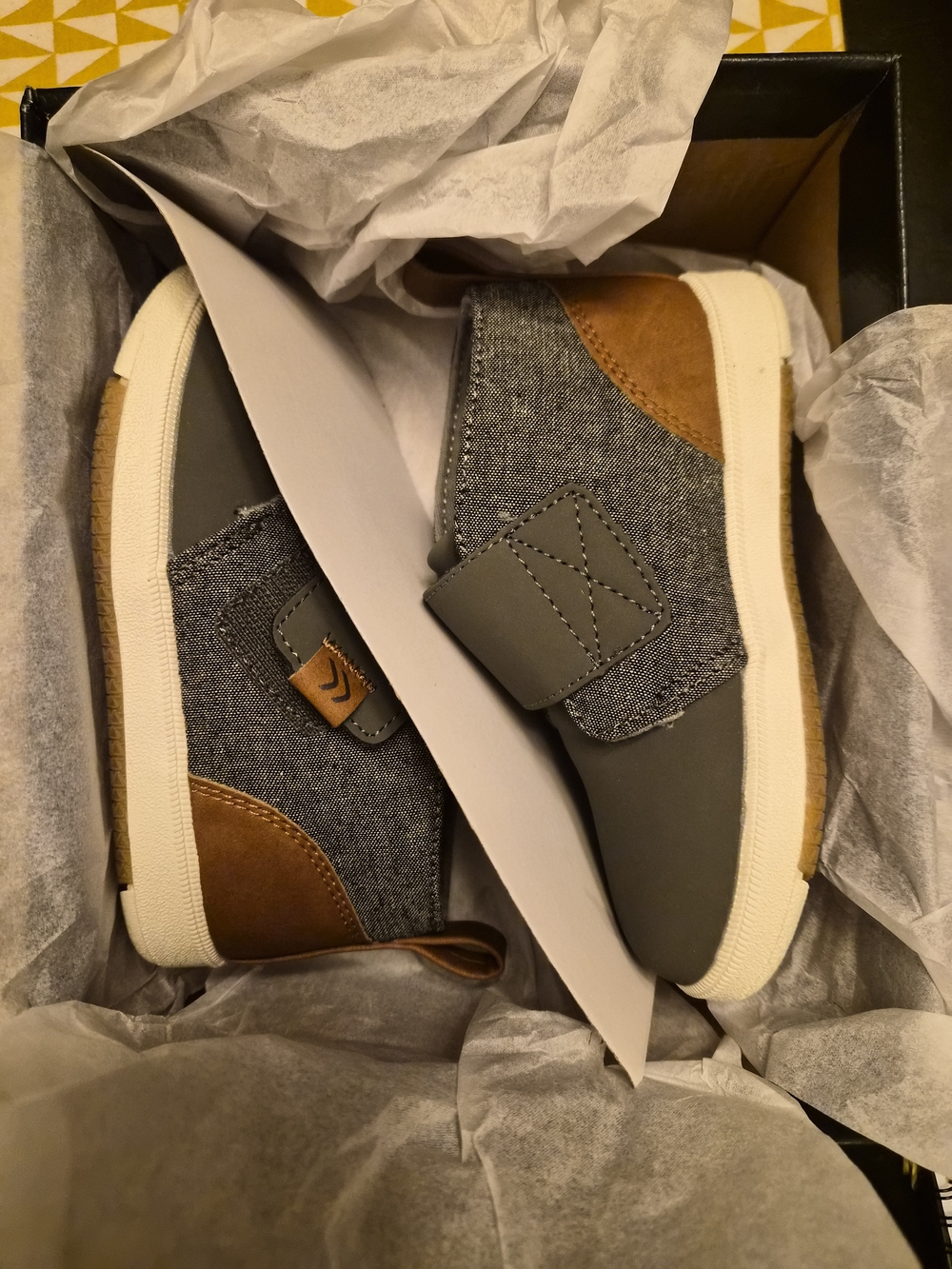 Toddlers Casual Grey and Brown Slip-On Sneakers